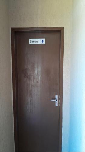 Hostal las tikis in 卡門德爾帕拉納