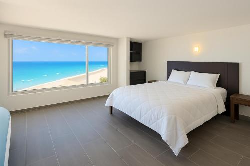Beach Front Condos in Hotel Zone, Cancún (photo 9)