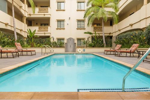 LA Koreatown Nest House - Modern, Free Parking, Pool and Sauna, No Cleaning Fee, Los Angeles (fotografie 10)