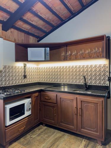 ห้องครัว, Casa Enxaimel Aurora in ริเบย์เราอาเรยา