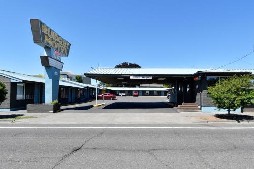 Budget Motel - image 5