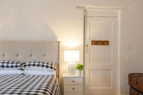 Tweedies Gully Estate Settlers Cottage Barossa in Williamstown