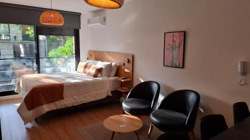 Olivo - Comfortable and bright, across from a shopping mall