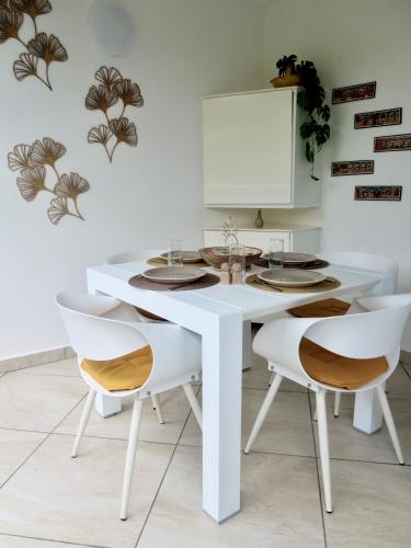 Instalações, Au Nid de KLOE, plage & piscine in Grand-Bourg