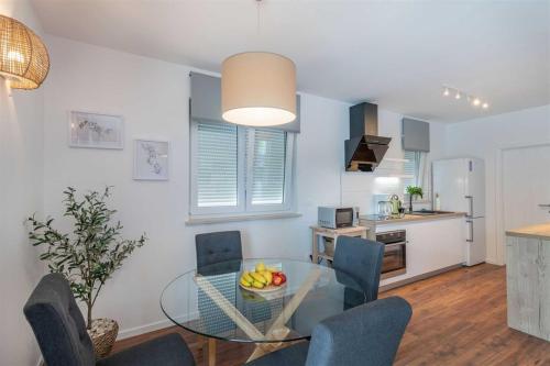 مطبخ, Villa Grace, a romantic single story villa with a pool in Sveti Bartul