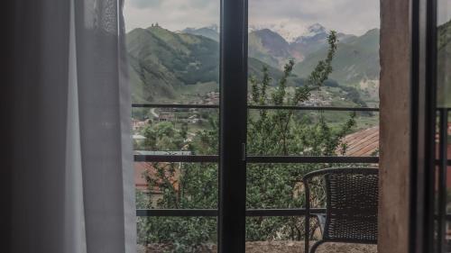 Shushabandi Kazbegi in 卡兹别吉