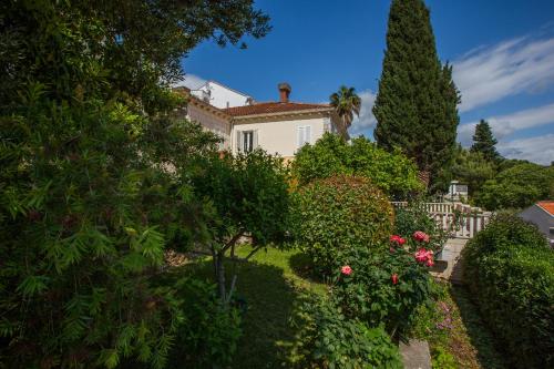 卡罗琳娜别墅酒店