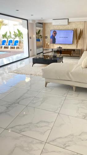 設施, VILLA 200 Piscine in 古萊比耶