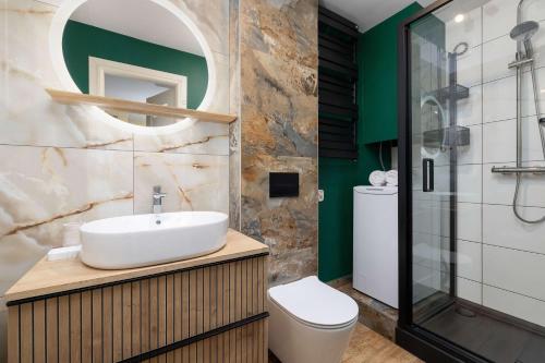 Apartment with Parking close to the Krupówki by Noclegi Renters obrázok