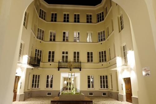 Apartment In the Heart of Warsaw, Warszawa