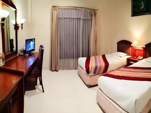 Larisae Setia Kawan Hotel