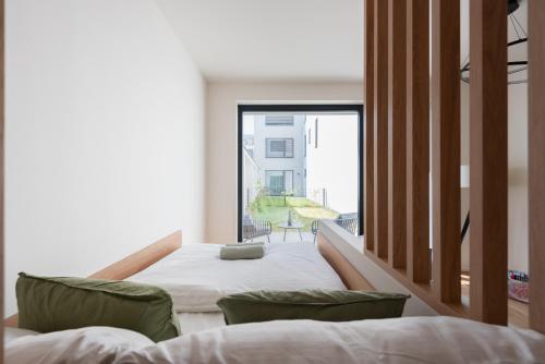 Olive Garden Residence in Trendy Holešovice with Private Garden and Garage, Praga (foto 10)