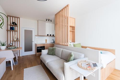 Olive Garden Residence in Trendy Holešovice with Private Garden and Garage, Praga (foto 9)