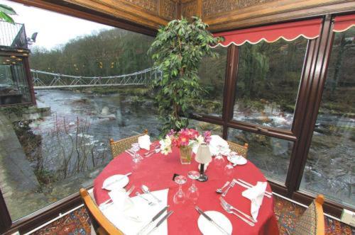 The Chainbridge Hotel in Llangollen