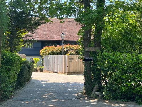 Amber Lodge Hickstead-B in Twineham