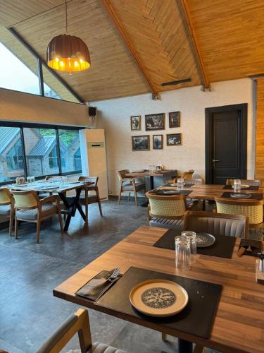 Newrose hotels in هوبا