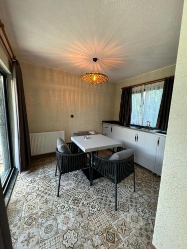 Newrose hotels in هوبا