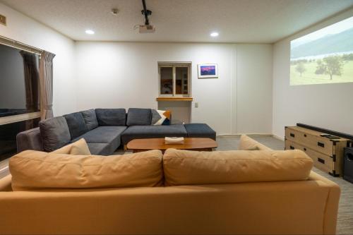 Hakuba Echoland Cottage by JAMSZ ROYALE - image 5