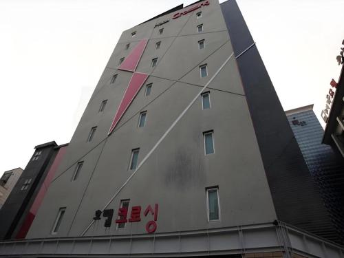 Crossing Hotel, Seoul