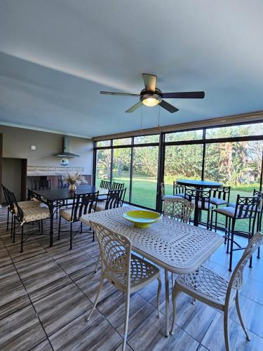 Amberley 10 Holiday home in Uvongo