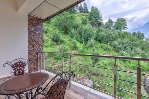 Grand Krisa Resort & Spa - Experience Luxury with all-weather Acs in every room in Baror