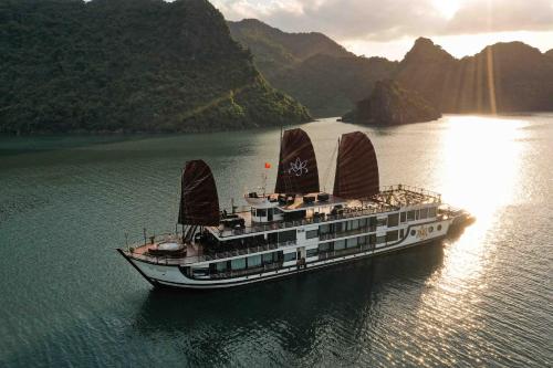 Halong Bay Cruises - 숙소 외관