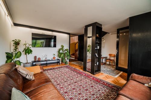 Parkside Haven with 4 Bedrooms & free parking, Любляна (фото 5)