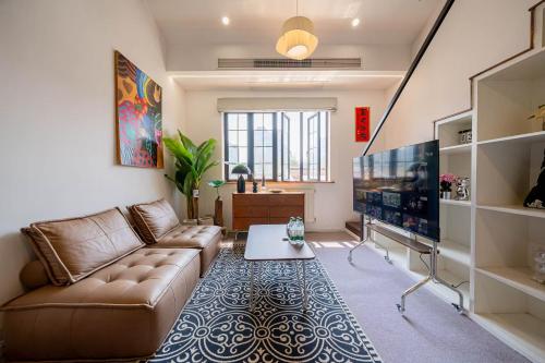 Shanghai Hills&ZINN 2BR Retreat with Kitchen, Near Key Institutions, Shanghai