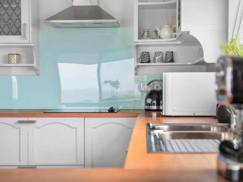 Friesland by the beach in เบอร์นี่