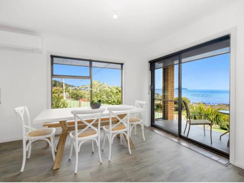 Friesland by the beach in เบอร์นี่