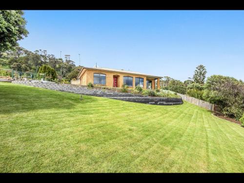 Friesland by the beach in เบอร์นี่