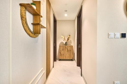 STAY BY LATINEM Luxury 2BR Holiday Home CVG 1007 Near Downtown, Dubai (photo 8)