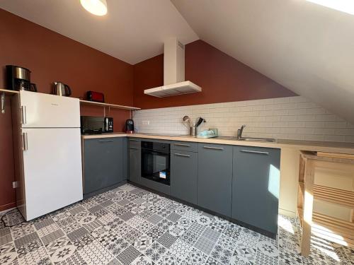 Potentille - Village center apartment in Дурдан