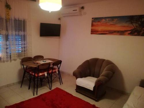 Apartment Josić (Apartment Josic) in Obrovac