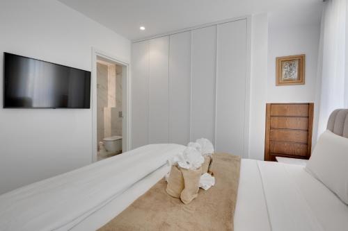 Two-Bedroom Apartment image 6