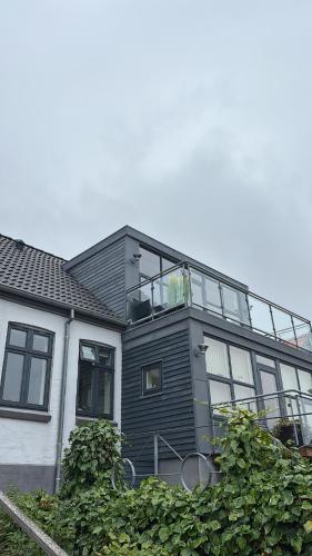 Ferielejlighed med havneudsigt in เลมวิก