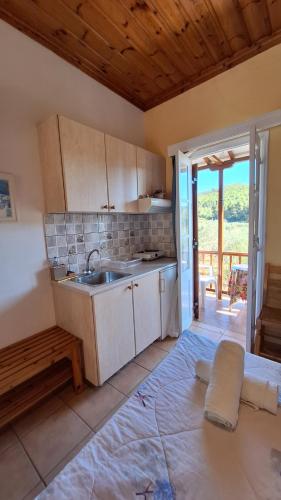 Armonia Guesthouse - image 2