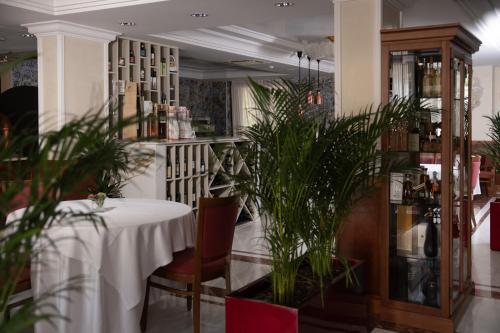Giò Hotel (Gio Hotel) in Borgo Celano
