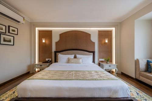 Superior Double Room image 4