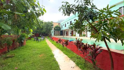 Tiger Eye Resort in Haripur Roopsingh