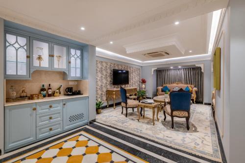 Presidential Suite image 8