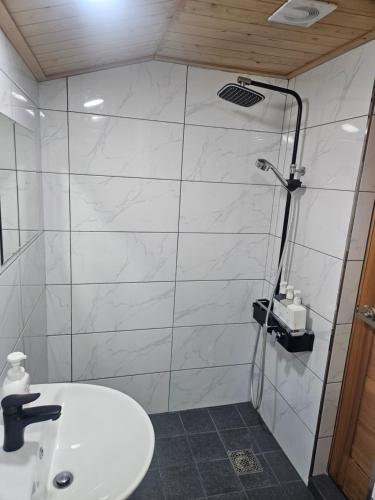 Double Room image 10