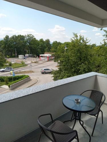 Balkons/terase, Apartments Karić Aerodrom Tuzla (Apartments Karic Aerodrom Tuzla) in Dubrave Gornje