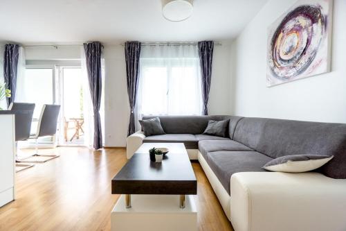 Apartment in a green location with Parking & Balcony, Walking distance to U1 Metro, Vienne (photo 5)