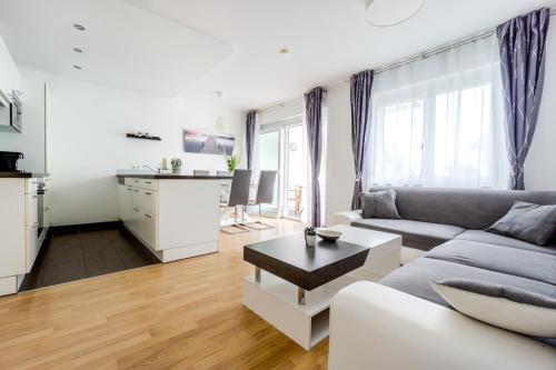 Apartment in a green location with Parking & Balcony, Walking distance to U1 Metro, Vienne (photo 6)