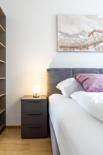 Apartment in a green location with Parking & Balcony, Walking distance to U1 Metro, Vienne (photo 7)