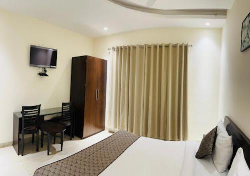 hotel photo