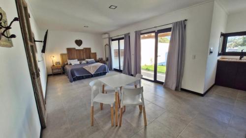 One-Bedroom House image 10
