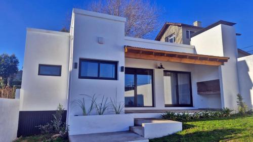One-Bedroom House image 7