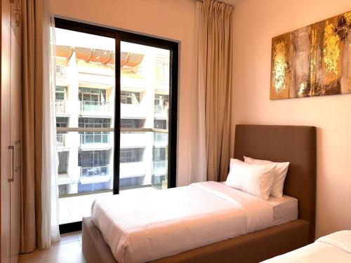 Exclusive Retreat and Spacious Unit in JVC, Dubai (photo 3)